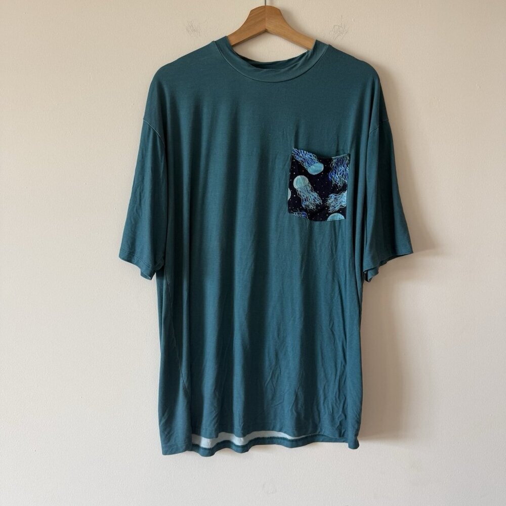June Kate‎ + Co Sleepshirt Womens XL Blue Jellyfish Graphic Front Pocket
